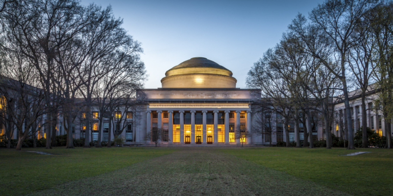 MIT uma das 20 melhores universidades dos Estados Unidos
